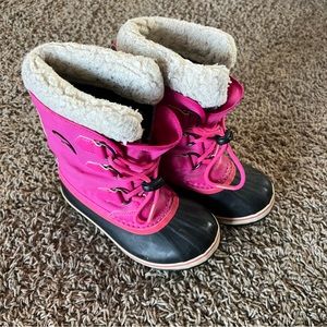 Girls Sorel boots, size 1